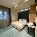 Piazza Apartment