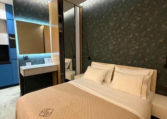 Piazza Appartamento Tirana